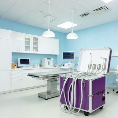 Καλή τιμή. Μικρή φορητή οδοντιατρική μονάδα αποσκευών με αεροσυμπιεστή, κινητή οδοντιατρική μονάδα τουρμπίνας, πλήρες σετ φορητού οδοντιατρικού εξοπλισμού σε απευθείας σύνδεση